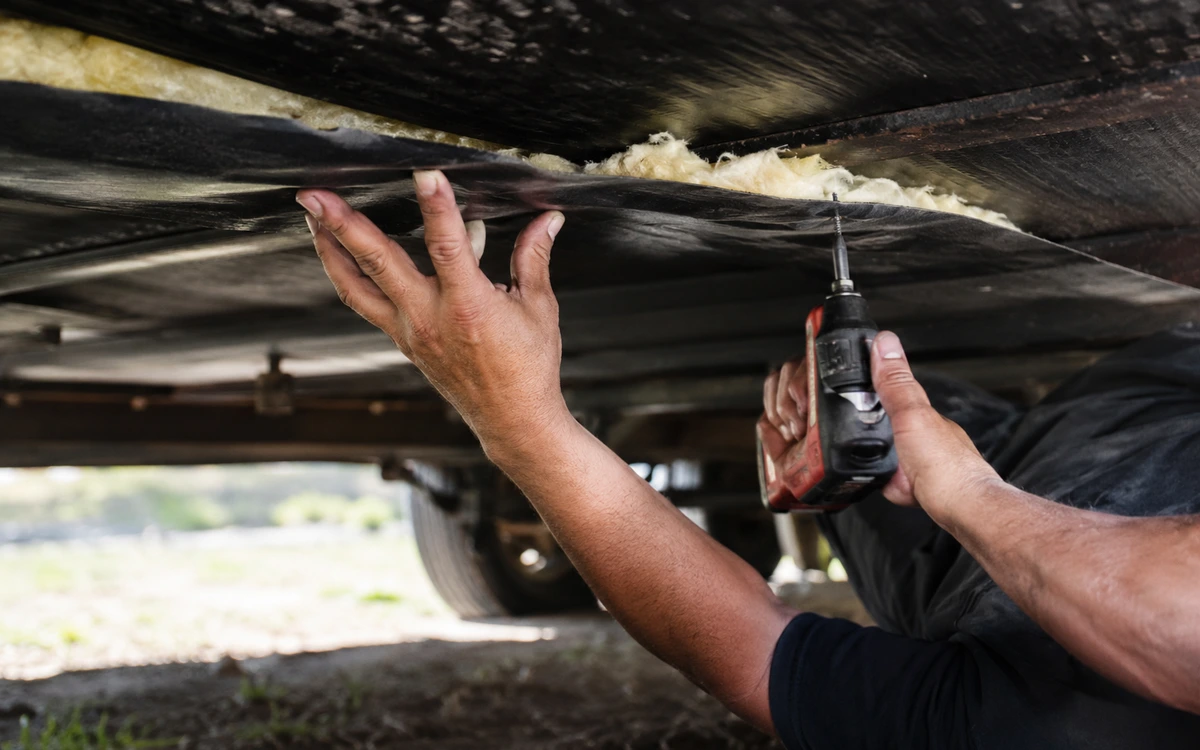 Mobile home underbelly repair contractor